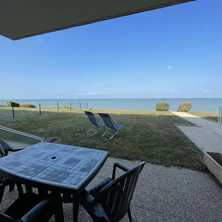 Joli T2 En Front De Avec Acces Direct Plage, Terrasse Privative, Parking Et Wi-fi Gratuit - Fr-1-361-45 * Jullouville-les-Pins