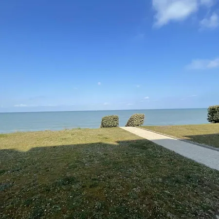 Joli T2 En Front De Avec Acces Direct Plage, Terrasse Privative, Parking Et Wi-fi Gratuit - Fr-1-361-45 Apartamento Jullouville-les-Pins