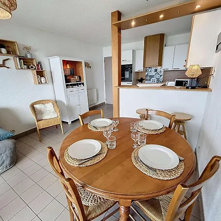 Joli T2 En Front De Avec Acces Direct Plage, Terrasse Privative, Parking Et Wi-fi Gratuit - Fr-1-361-45